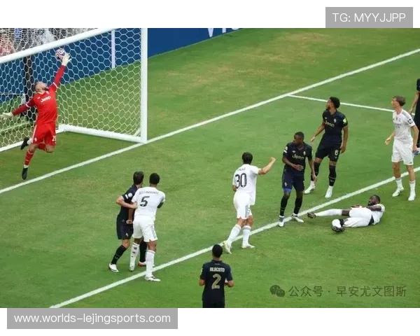 诺阿朗梅开二度，加拉塔萨雷下半场连入四球逆转尤文